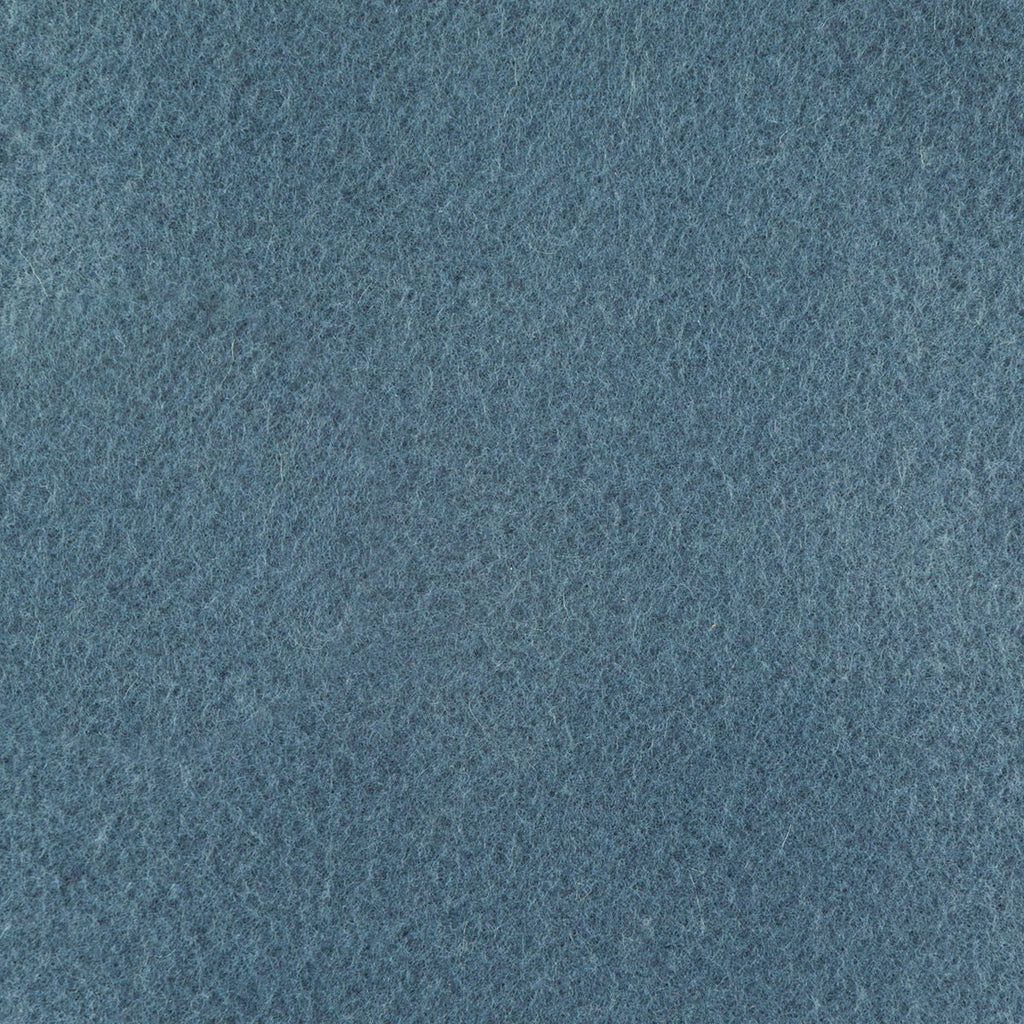 Couverture à manches avec poche